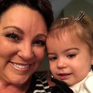 Meet your Posher, Debra